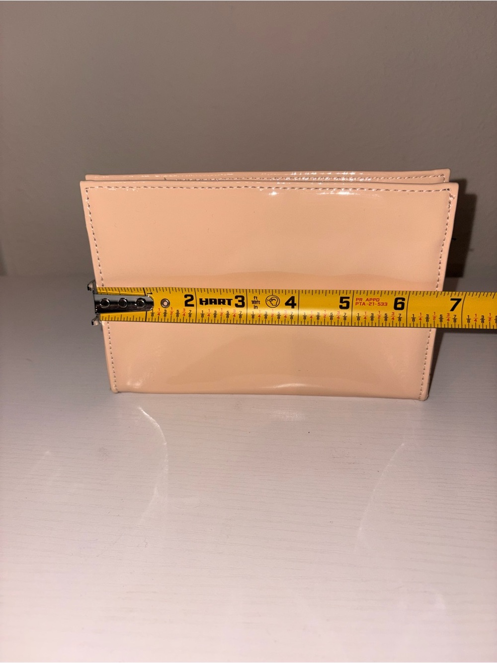 YSL Beaute Patent Leather Pouch in Nude - Picture 4 of 5